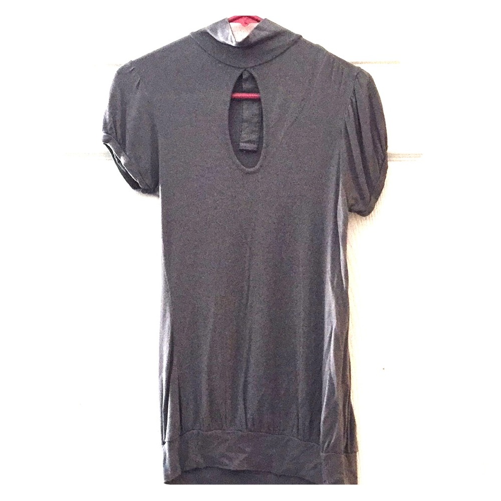 Gray Keyhole Shirt